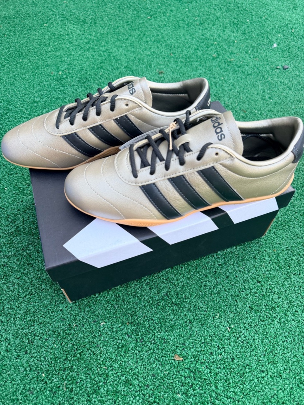 NEW SIZE 6,5 ADIDAS women Grand Court Lo Shoes